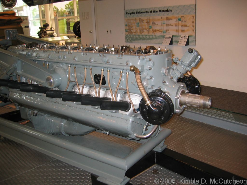 Chrysler hemi airplane engine #3